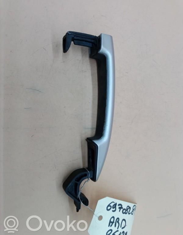 Manecilla externa puerta trasera   00009101KH