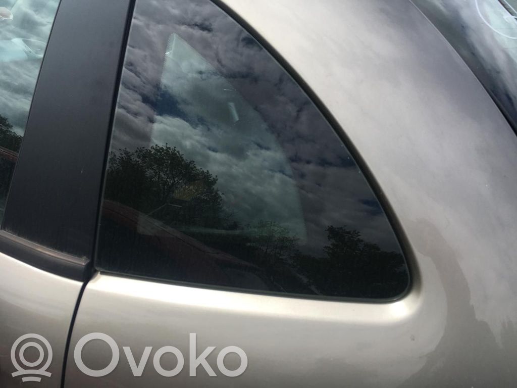 Citroen C3 Rear side window 