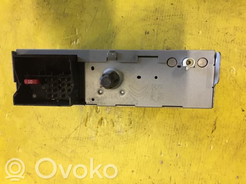 Citroen C4 II Unitate principală radio/CD/DVD/GPS 