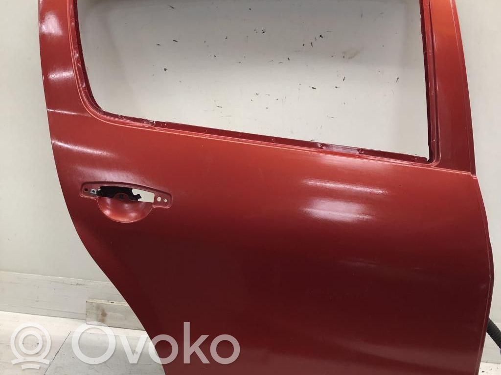 Dacia Sandero Puerta trasera 