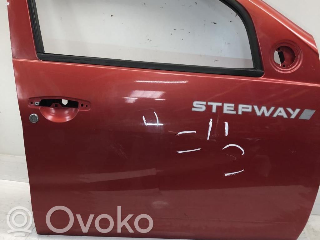 Dacia Sandero Priekinės durys 