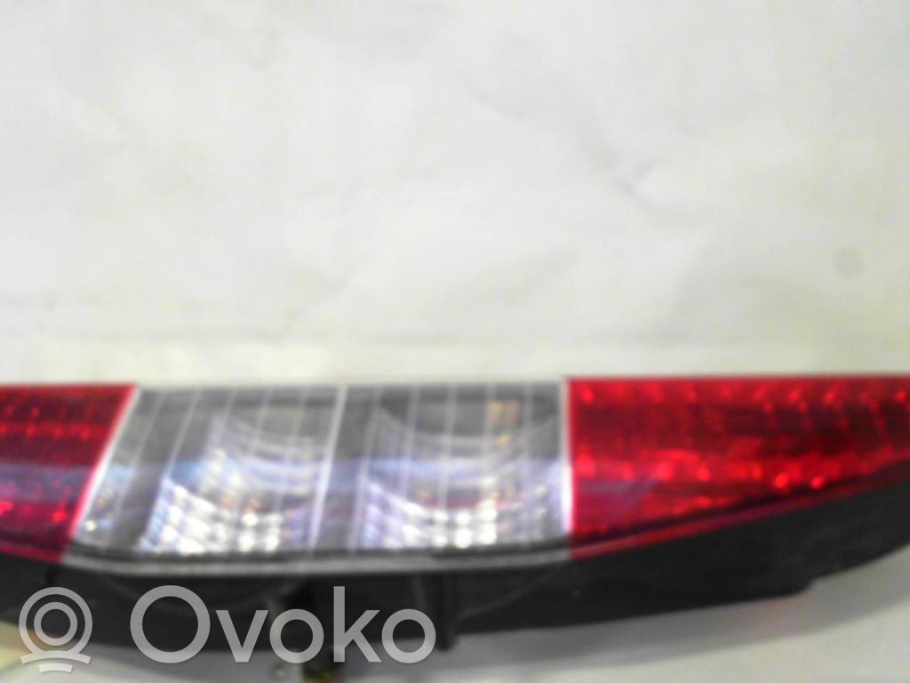 Fiat Doblo Lampă spate în caroserie 
