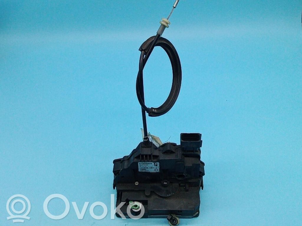 Fiat Punto Evo Zamek drzwi przednich 
