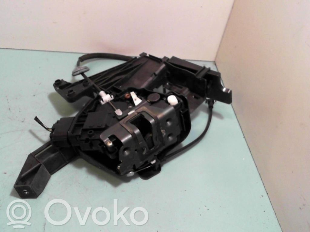 Ford C-MAX I Galinių durų spyna 