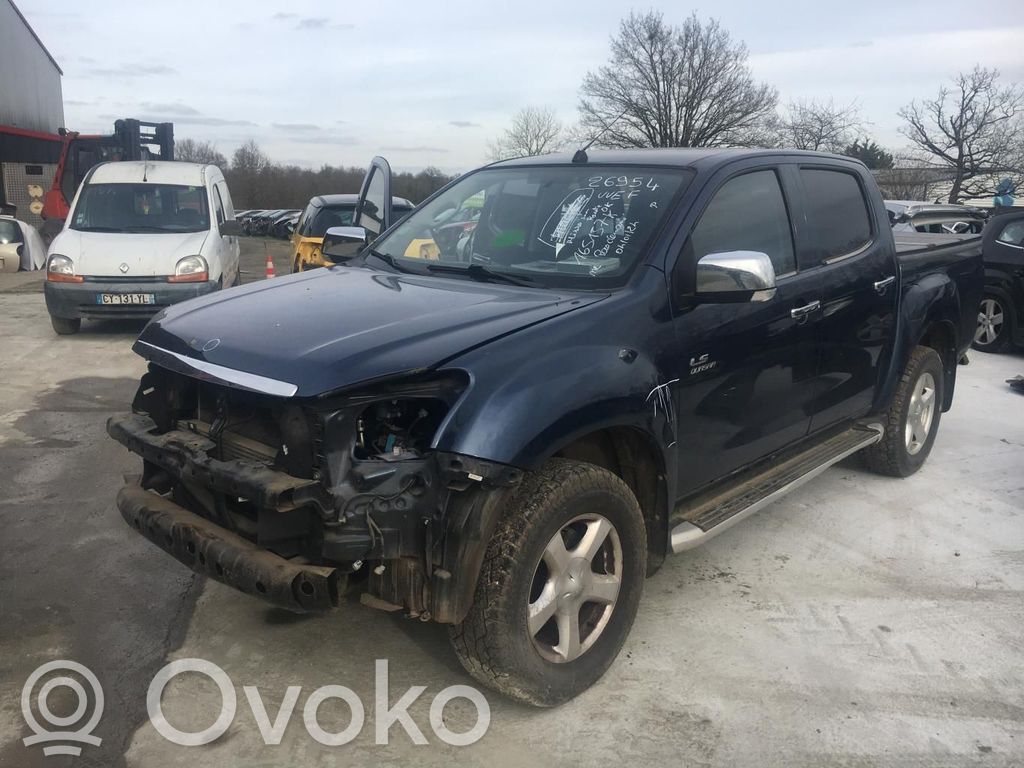 Isuzu D-Max Etujarrusatula 