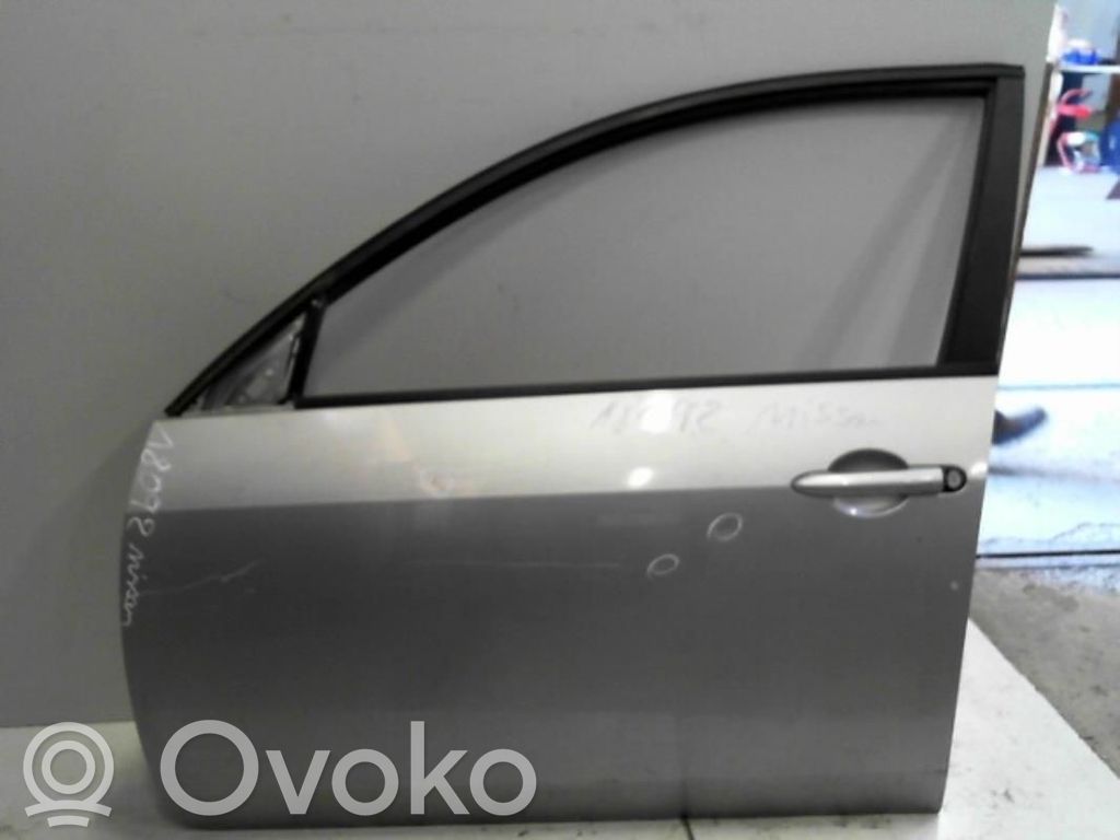 Nissan Primera Drzwi przednie 