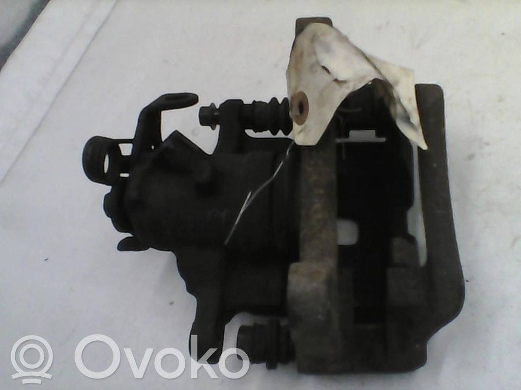 Opel Vivaro Takajarrusatula 