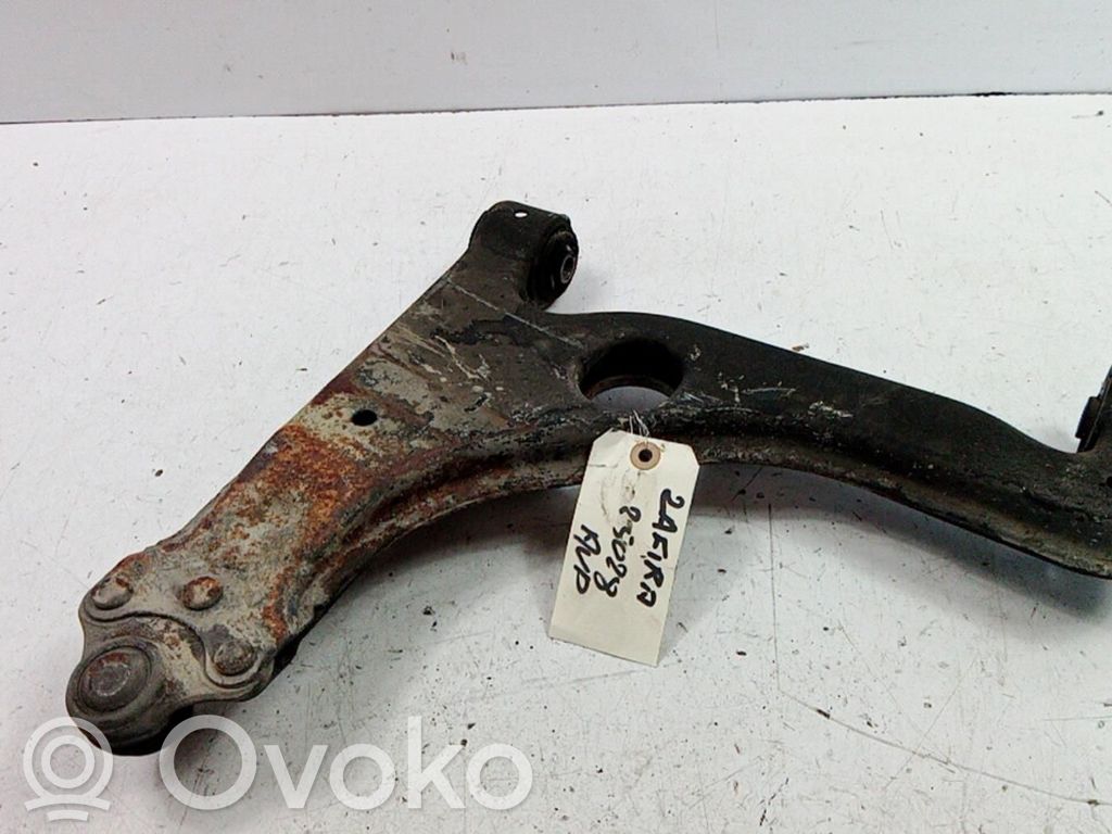 Opel Zafira B Dolny wahacz przedni 