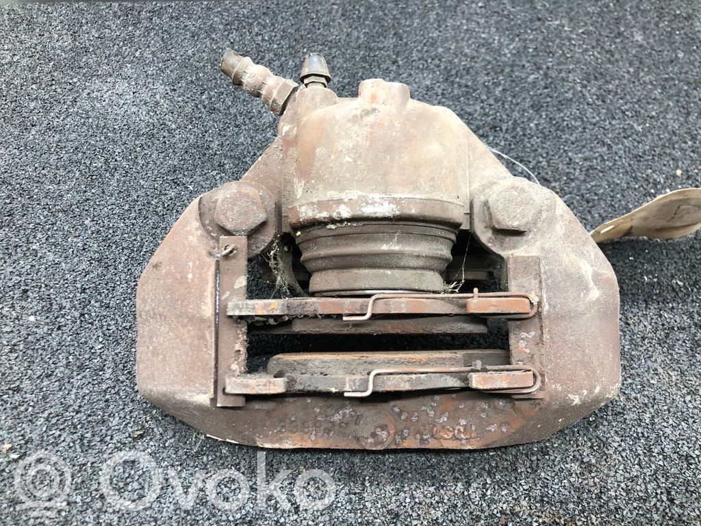 Peugeot 106 Etujarrusatula 