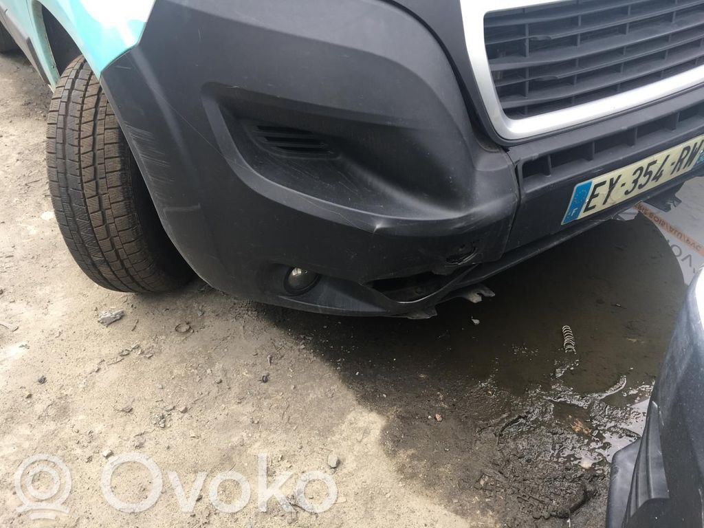 Peugeot Boxer Priekinis pusašis 