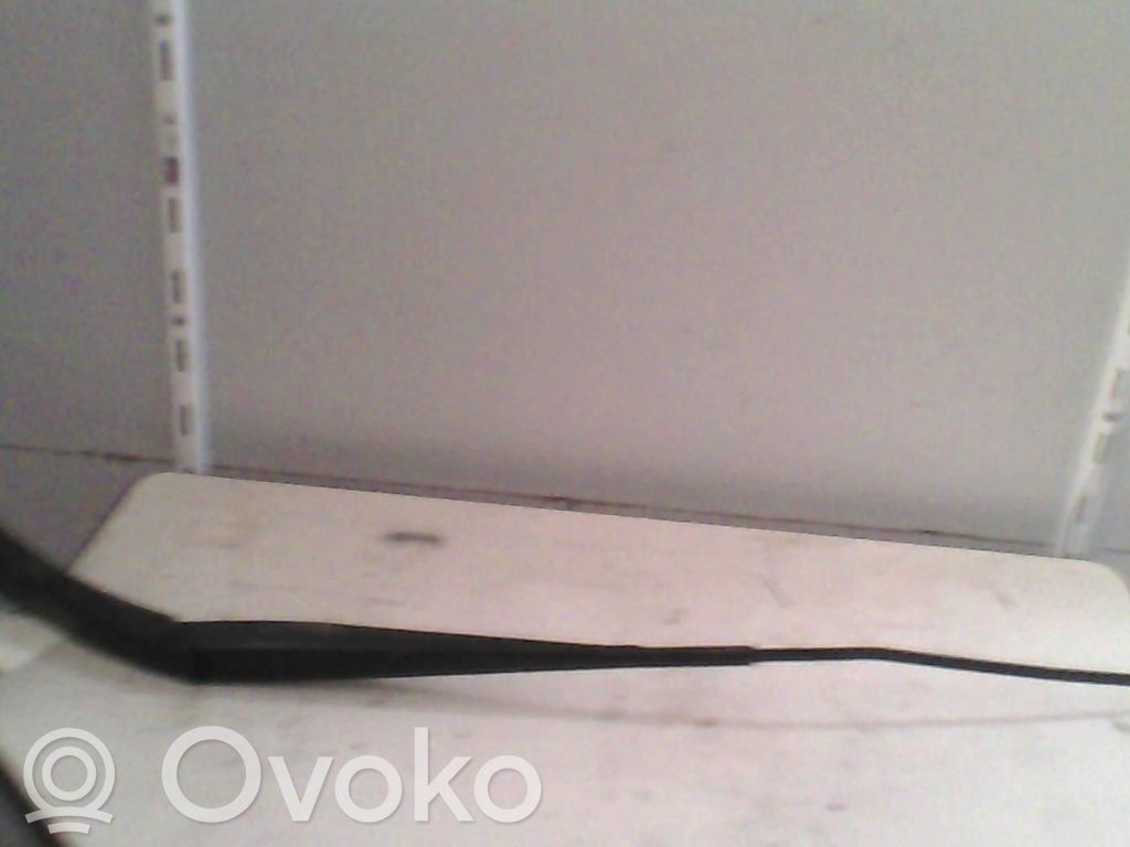 Peugeot Expert Front wiper blade arm 