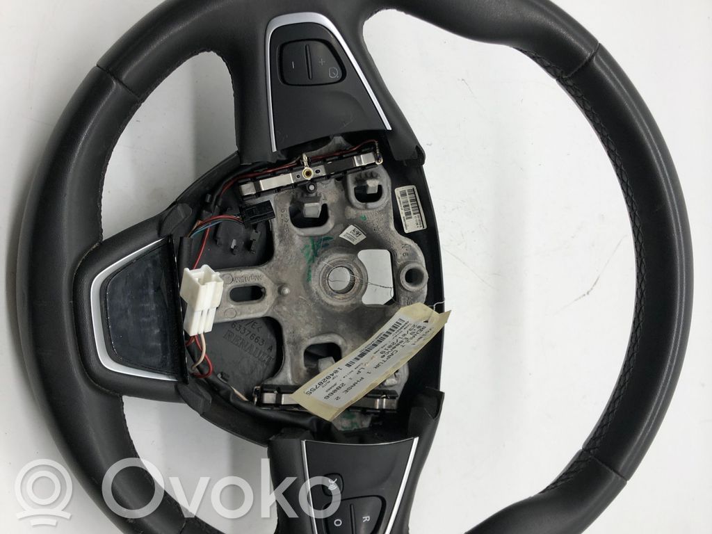 Renault Captur Lenkrad 
