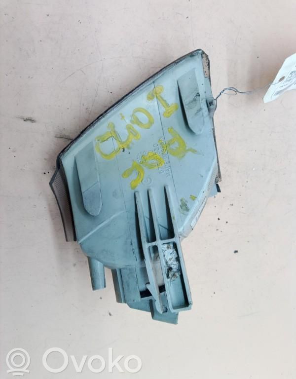 Renault Clio I Semnalizator bară față 