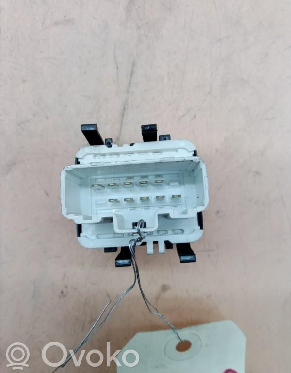 Renault Espace IV Interruptor del elevalunas eléctrico 