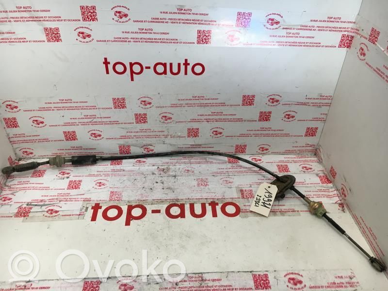 Gear shift cable linkage