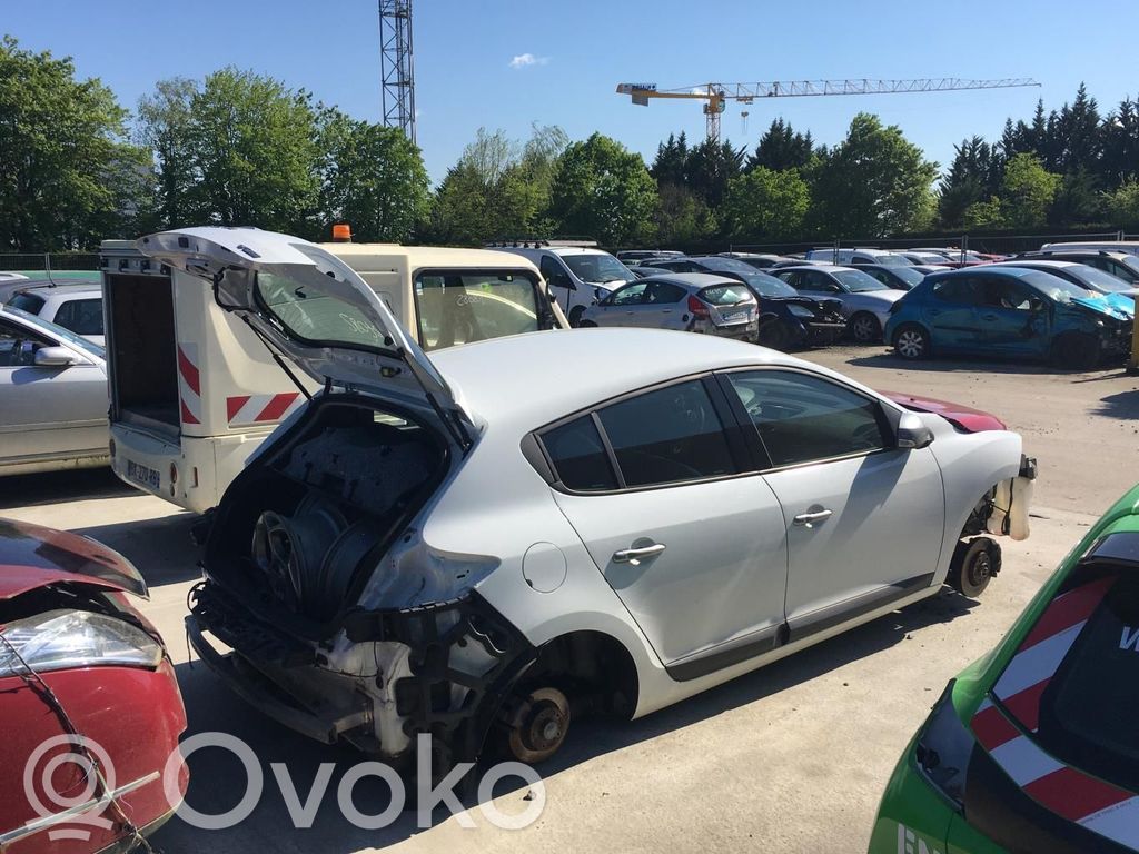 Renault Megane III Amortyzator tylny 