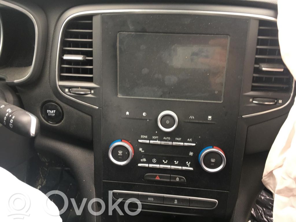 Renault Megane IV Radio/CD/DVD/GPS head unit 