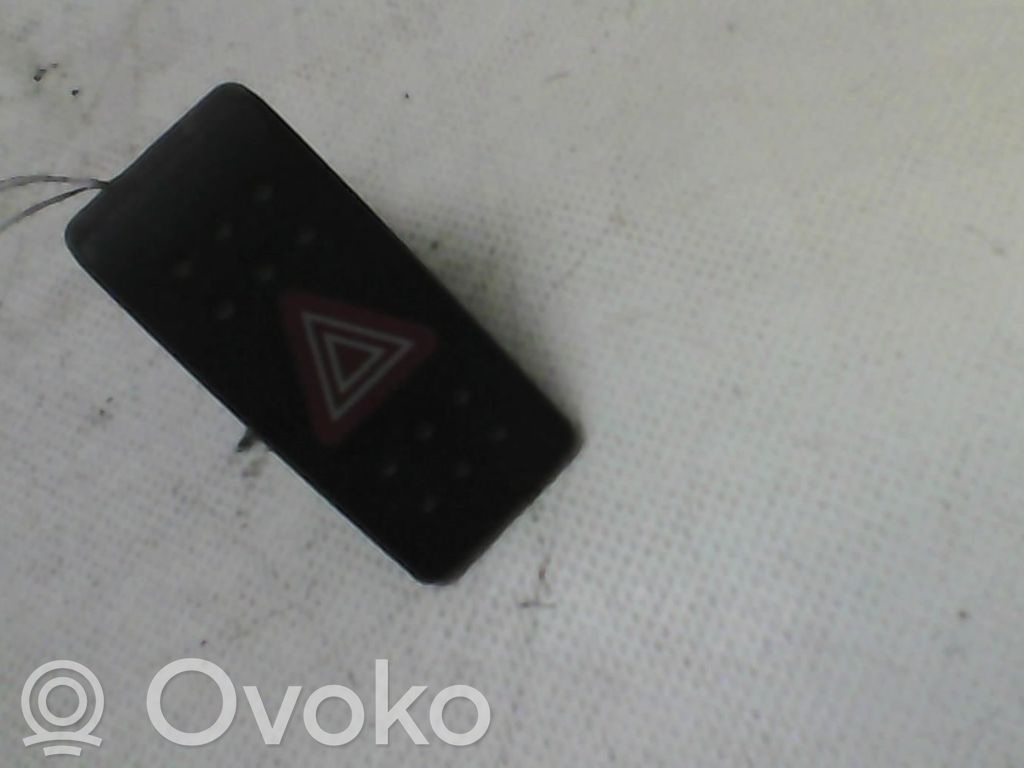 Suzuki SX4 Hazard light switch 