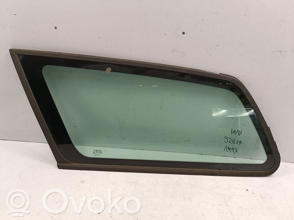 Volvo V50 Rear side window 