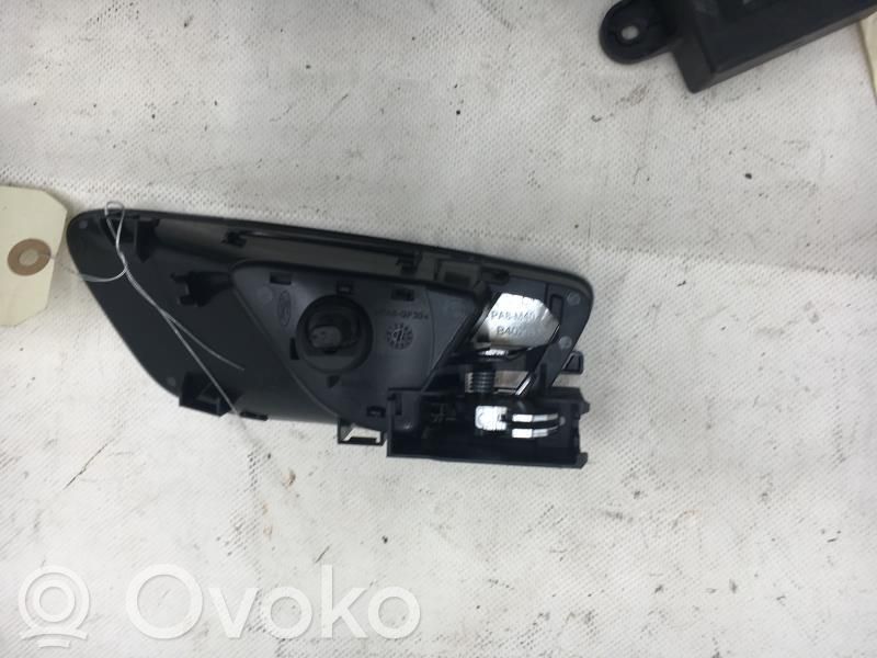 Ford Puma Manecilla interna puerta trasera 