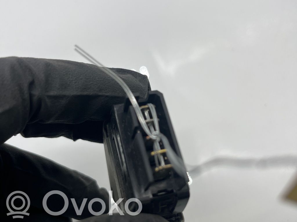 Renault Twingo I Electric window control switch 