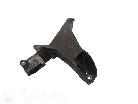 Engine mounting bracket   6753225