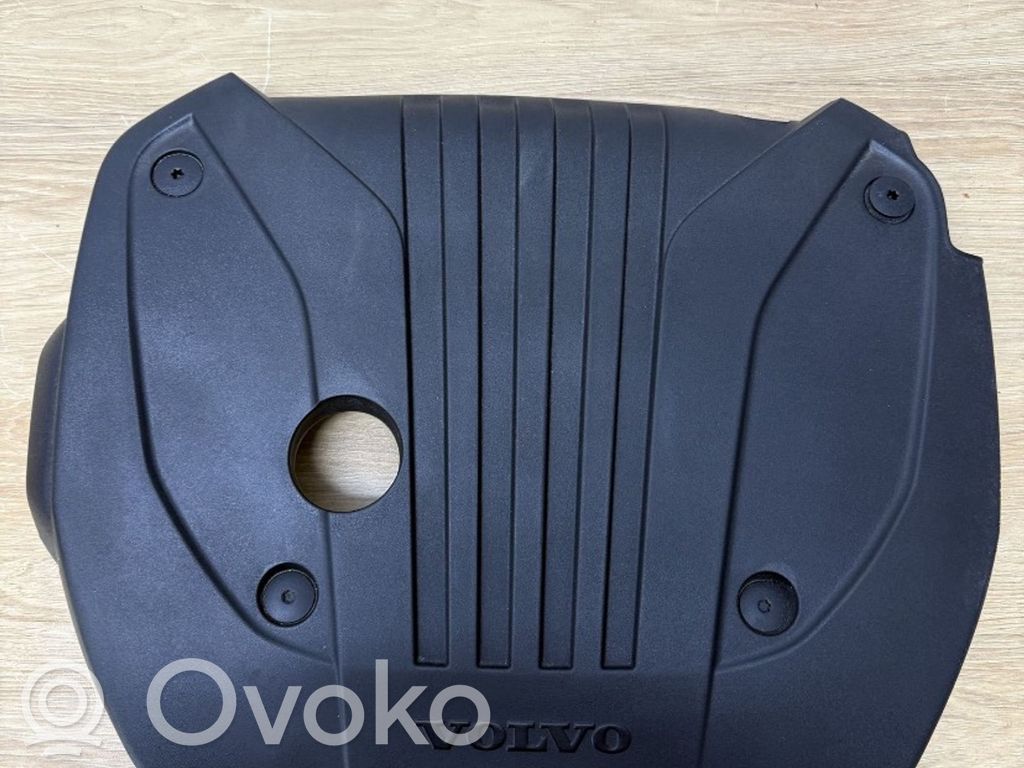 Motorabdeckung   32324005