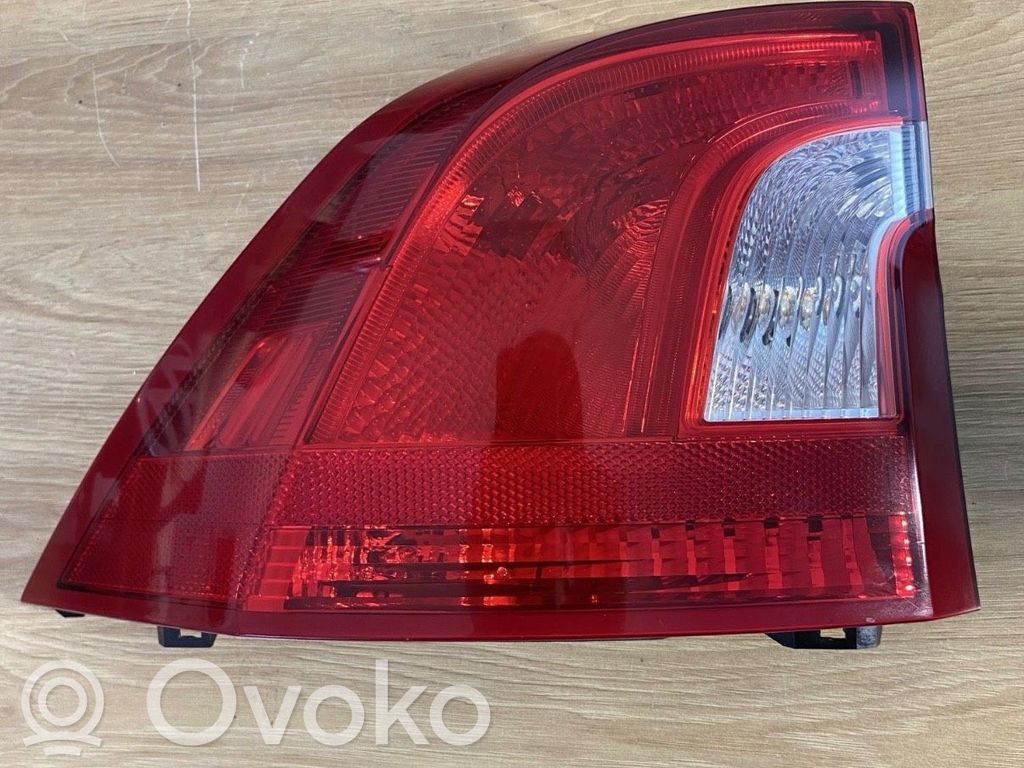 Rear/tail lights