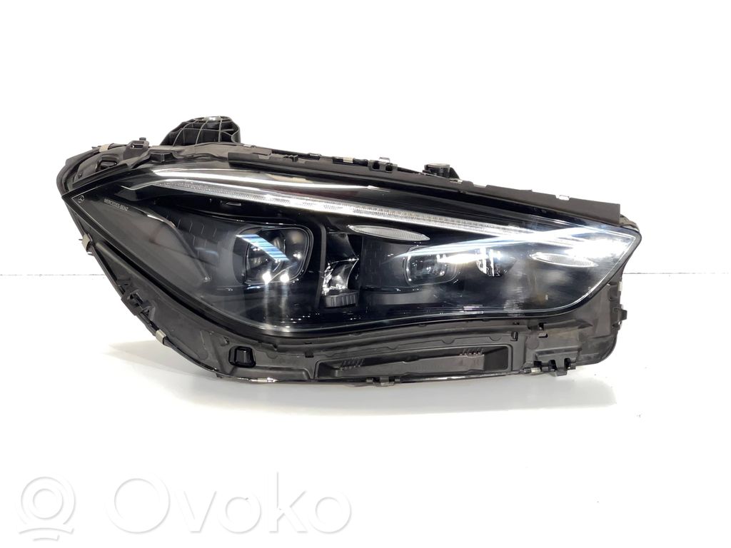 Mercedes-Benz  CLE C236 Far 