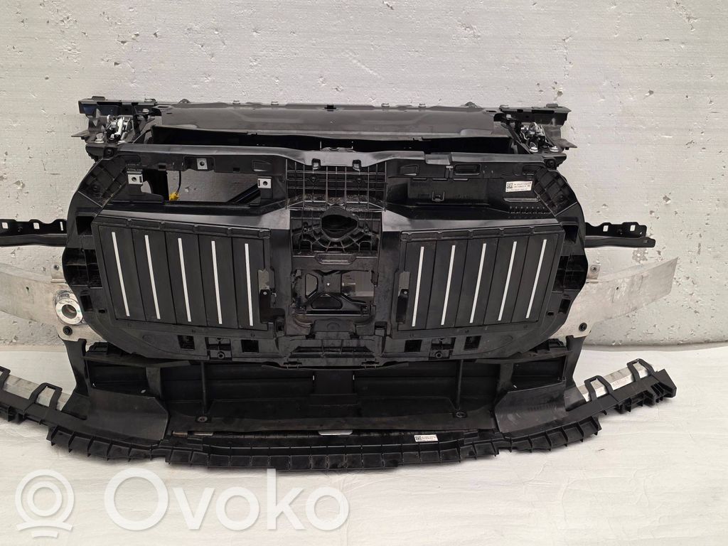BMW 7 G70 Panou suport radiator 