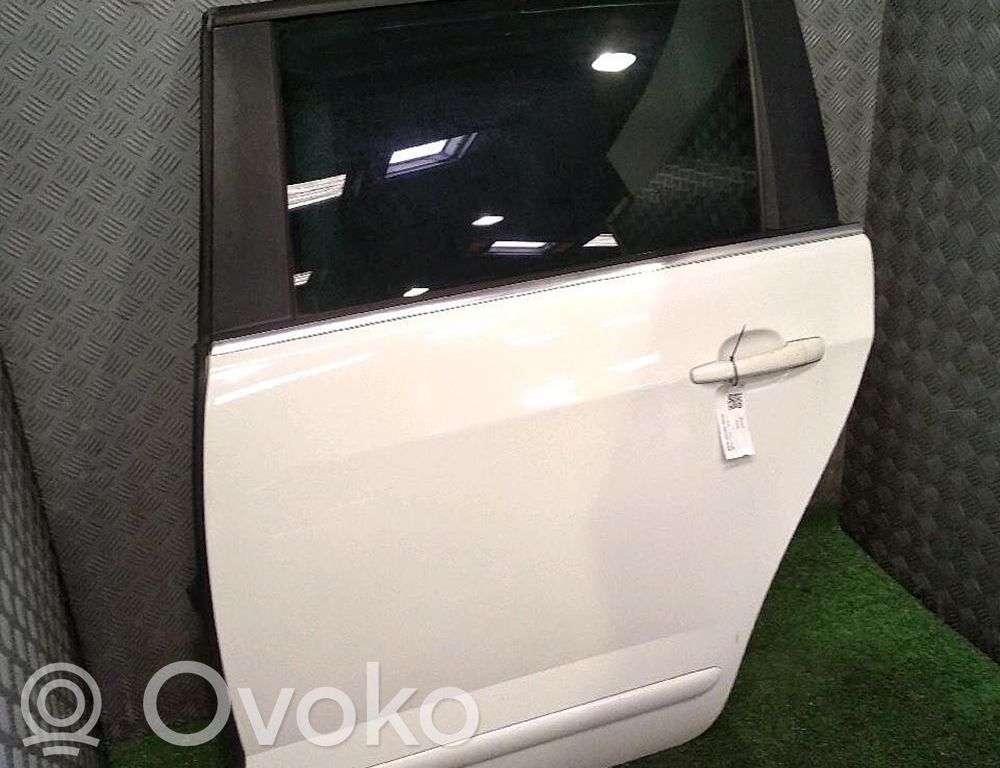 Peugeot 5008 Puerta trasera 