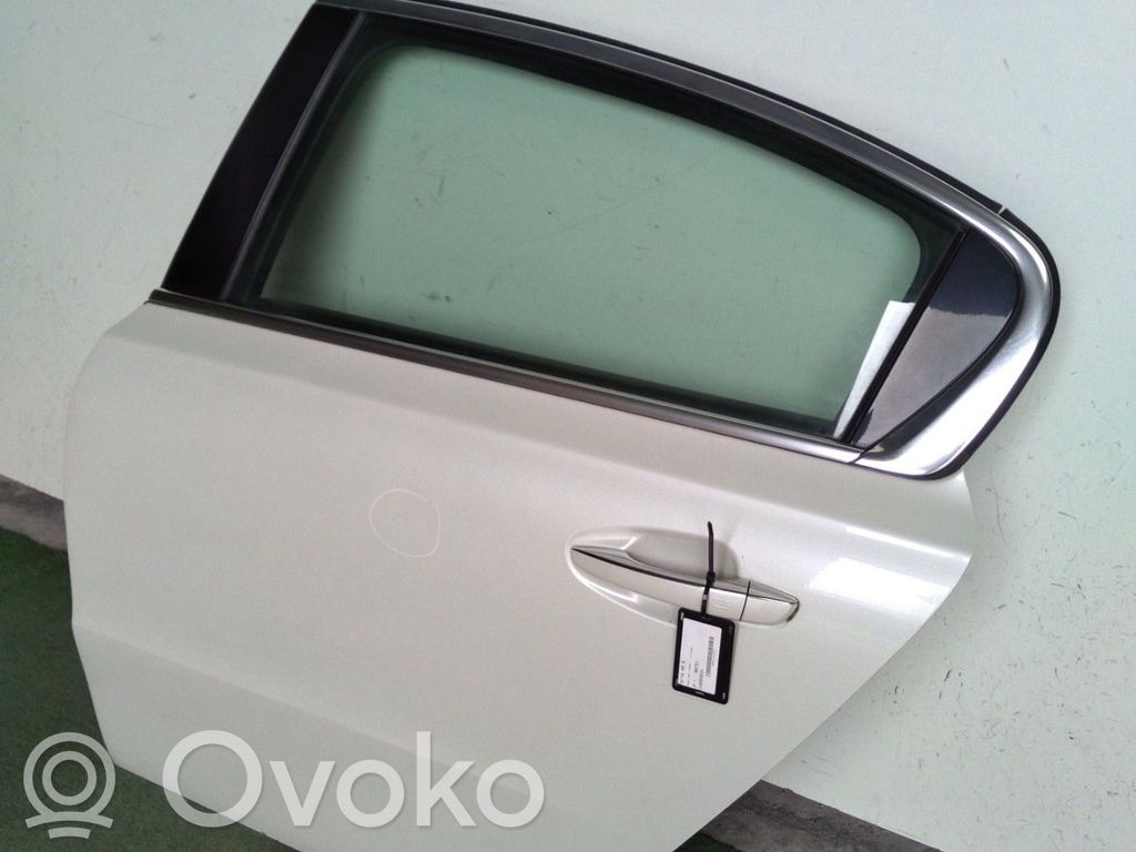 Puerta trasera   9006S0