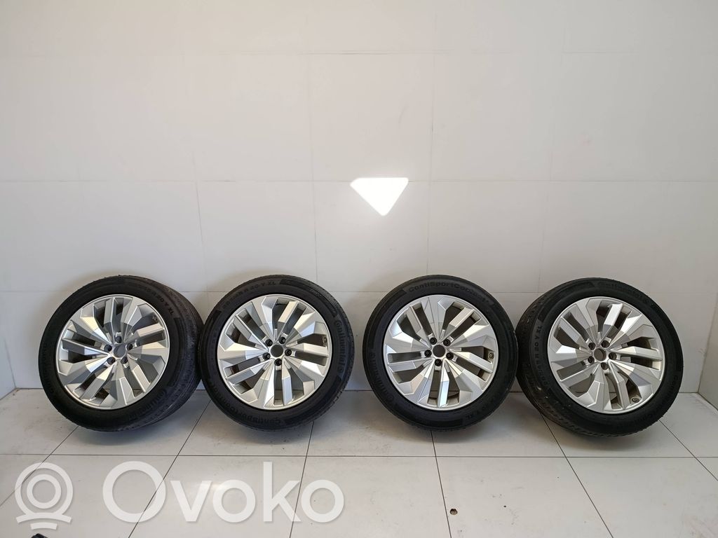 Audi Q8 e-tron R20 summer tire 