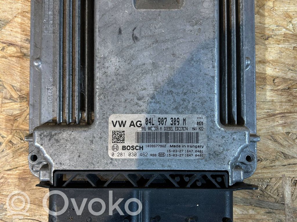 Volkswagen PASSAT B8 Engine control unit/module 