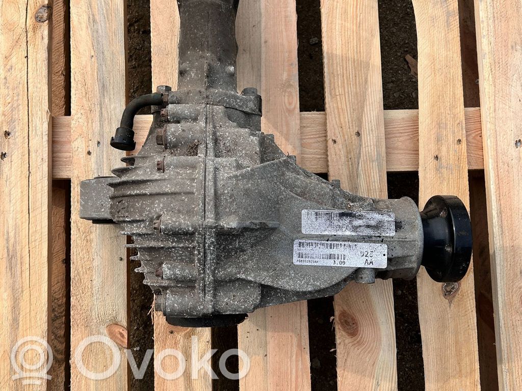 Priekinis reduktorius   P68352925AA