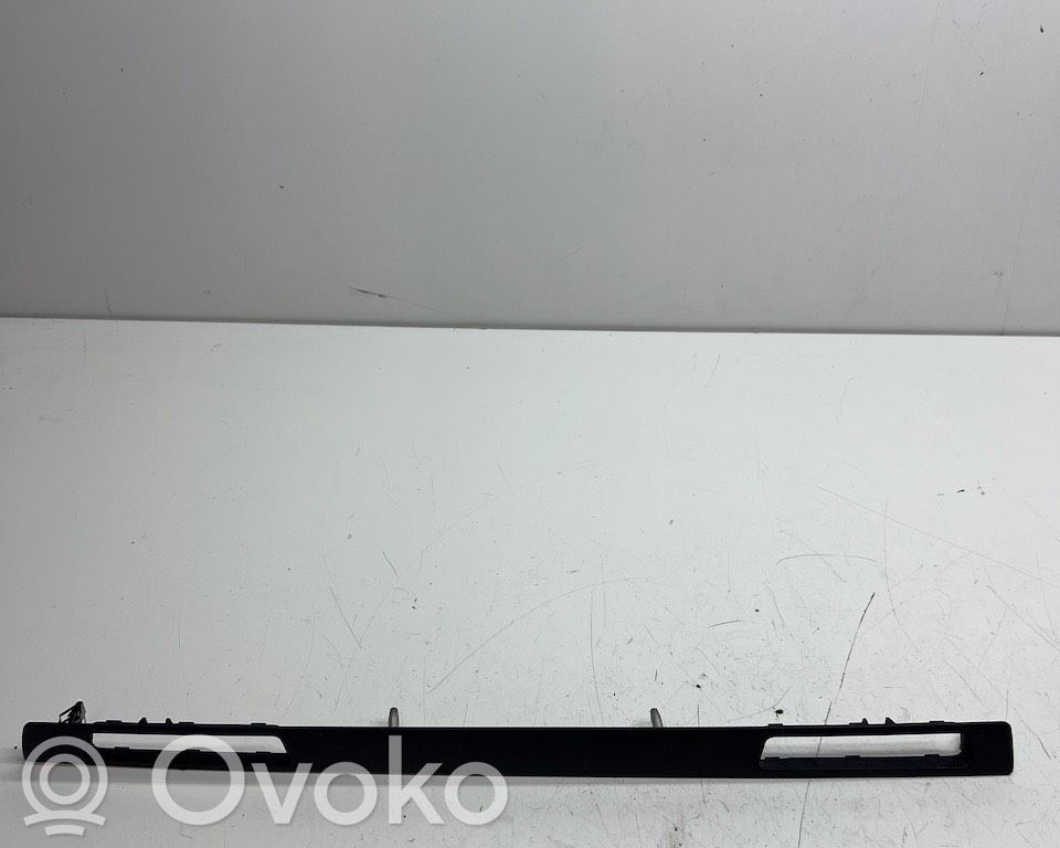 BMW 3 E90 E91 Rivestimento del vano portaoggetti del cruscotto 