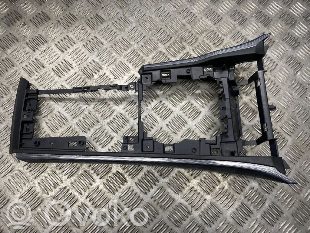 Peugeot 508 Center console 