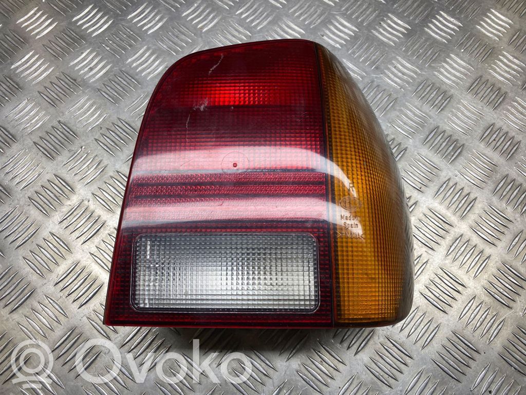 Volkswagen Polo III 6N 6N2 6NF Rear/tail lights 
