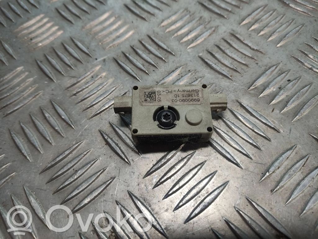 Antenos stiprintuvas   21367510,11836400,6990090