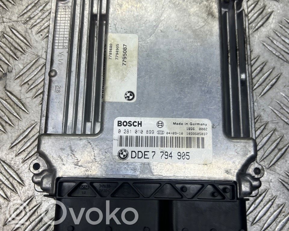 BMW 7 E65 E66 Engine control unit/module 
