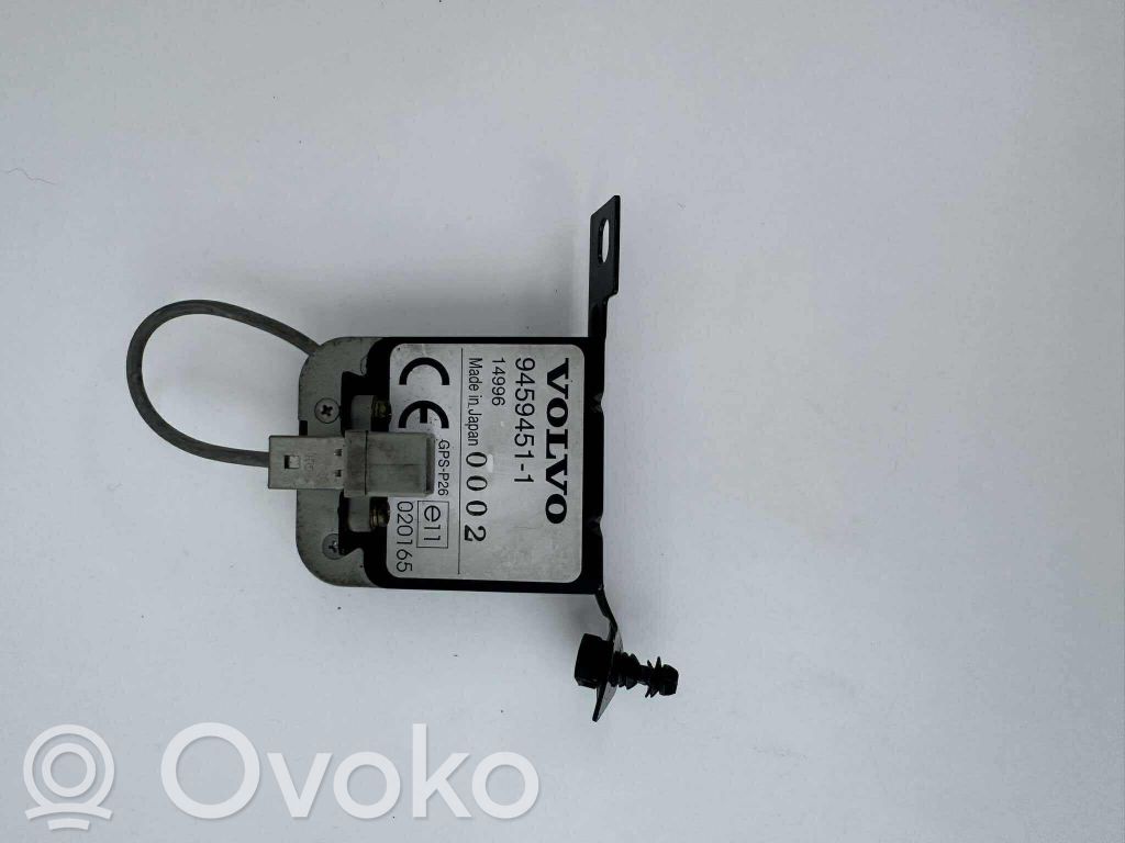 Volvo V70 GPS-pystyantenni 