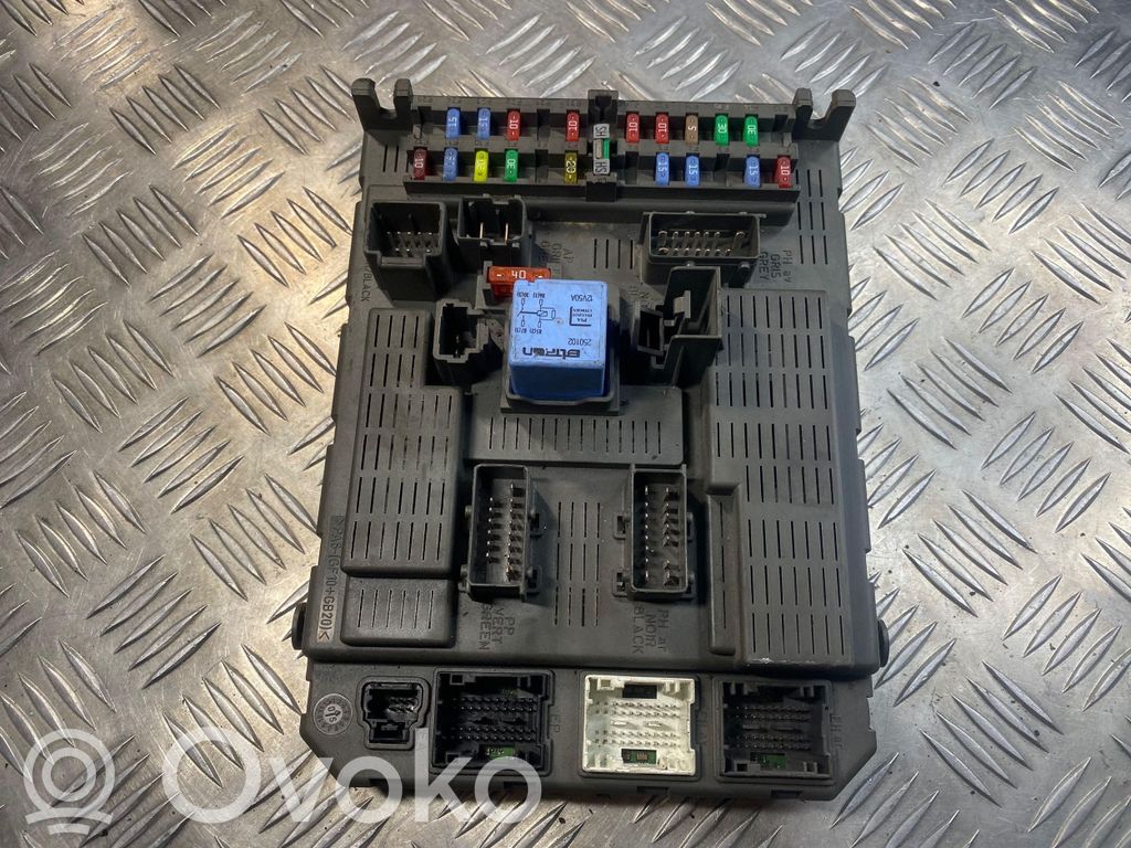 Citroen C8 Fuse module 