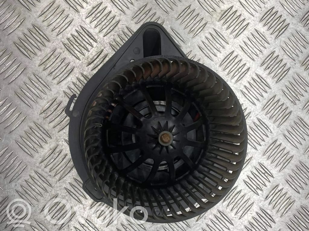 Audi A4 S4 B5 8D Ventola riscaldamento/ventilatore abitacolo 