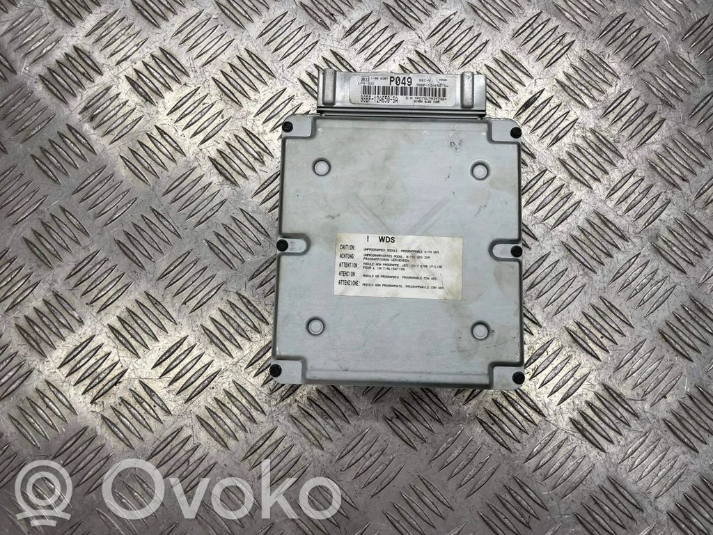 Ford Focus Engine control unit/module 