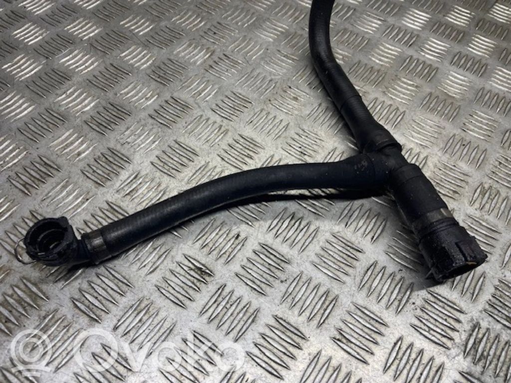 Engine coolant pipe/hose   738000765