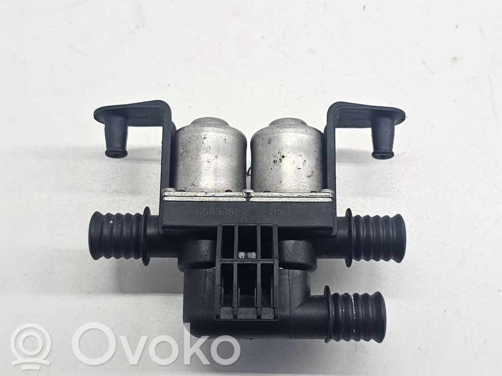 BMW 5 E60 E61 Coolant heater control valve 