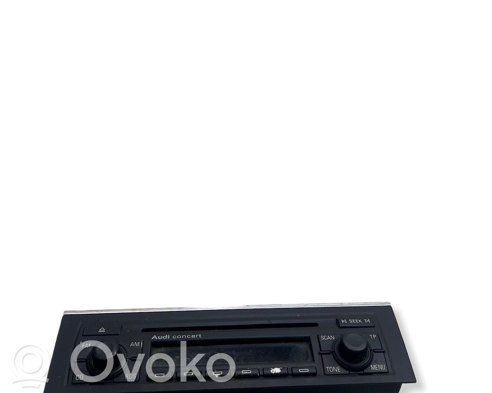 Audi A4 S4 B7 8E 8H Panel / Radioodtwarzacz CD/DVD/GPS 