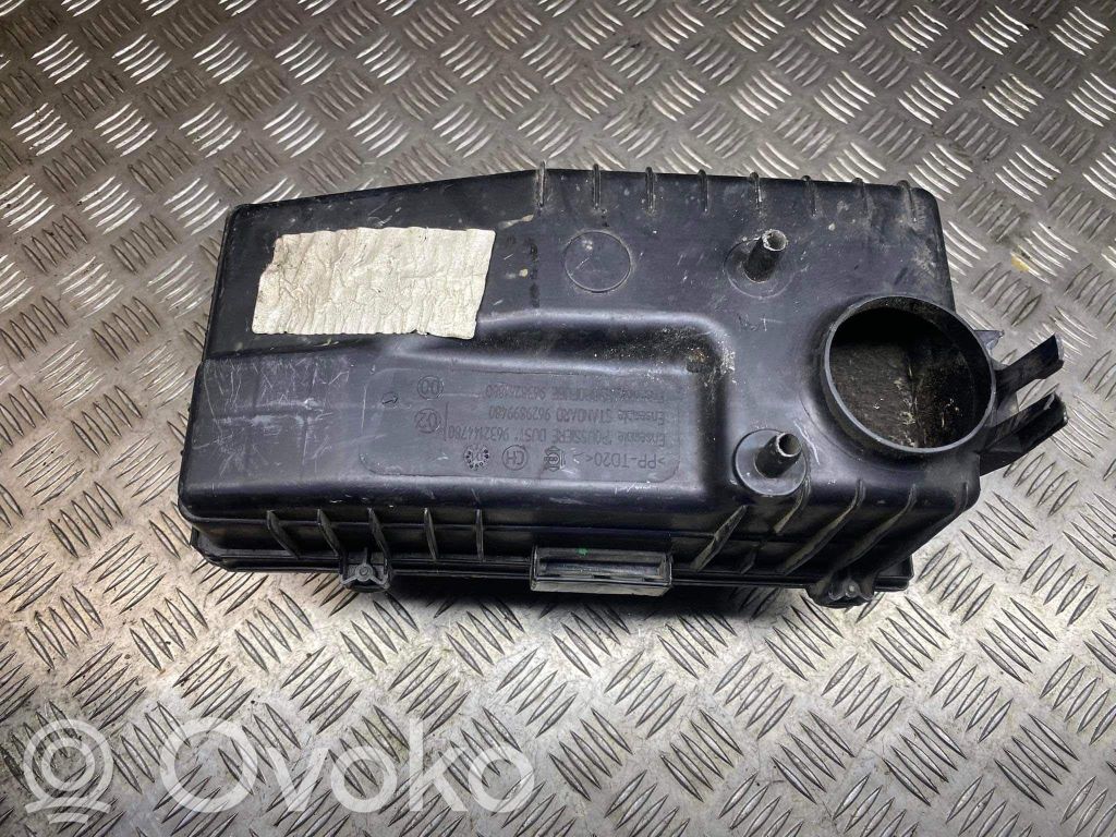 Citroen C5 Oro filtro dėžė 
