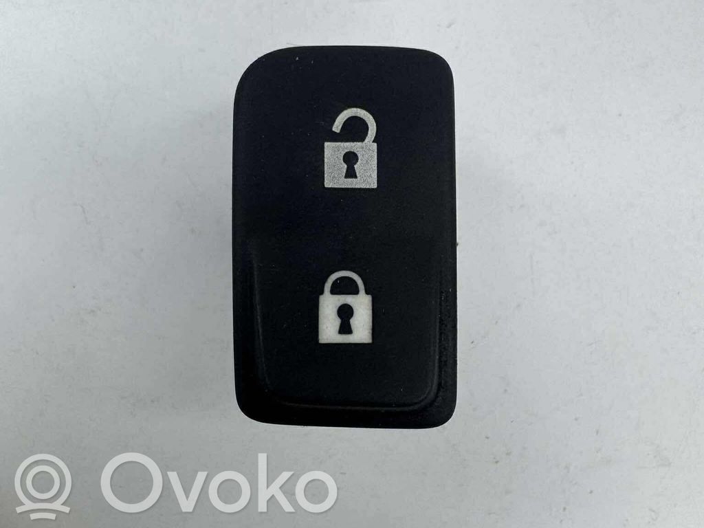 Volvo V50 Przycisk centralnego zamka 