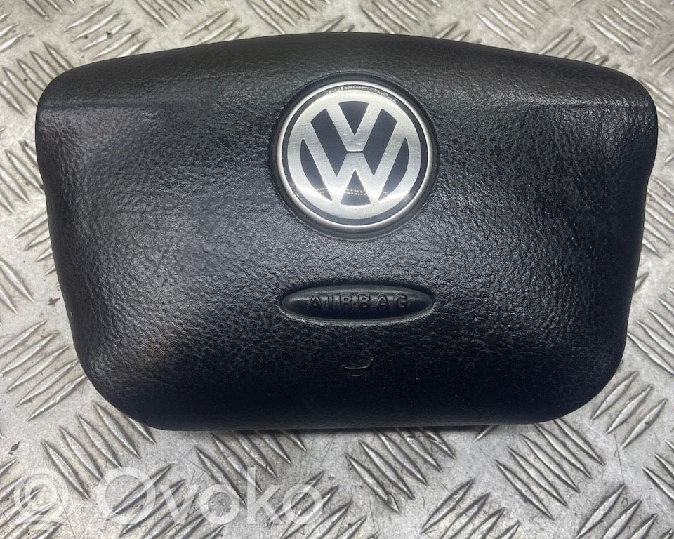Volkswagen PASSAT B5 Airbag dello sterzo 